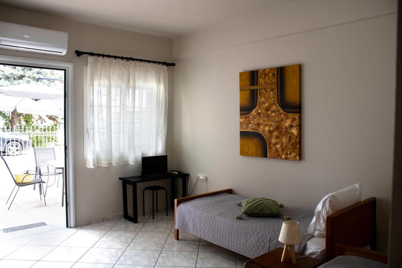 Posidonia Resort No5 Vrasná Eksteriør billede