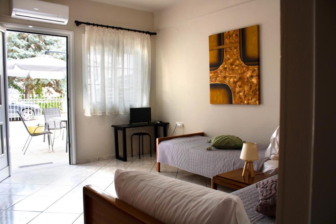 Posidonia Resort No5 Vrasná Eksteriør billede